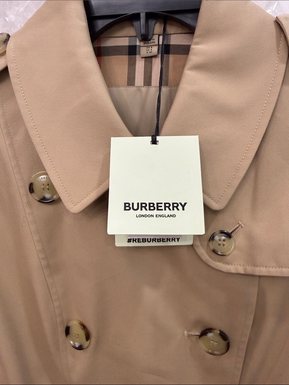 Brand New Burberry Chelsea trench coat - Picture 3 of 9